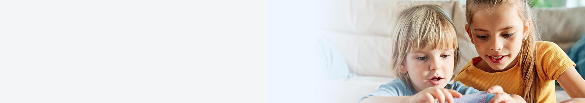 Grâce à Camille, petit ou grand, amusez-vous en jouant.