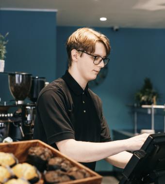 Job étudiant et droit semi-conditionnel
